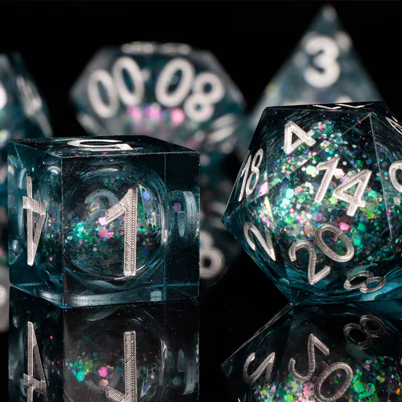 Cat Dice Sharp Edge Dice for Dungeons and Dragons Liquid Core Dice Resin Dnd Cat Dice D20 D&D Dice , Galaxy Dice Set