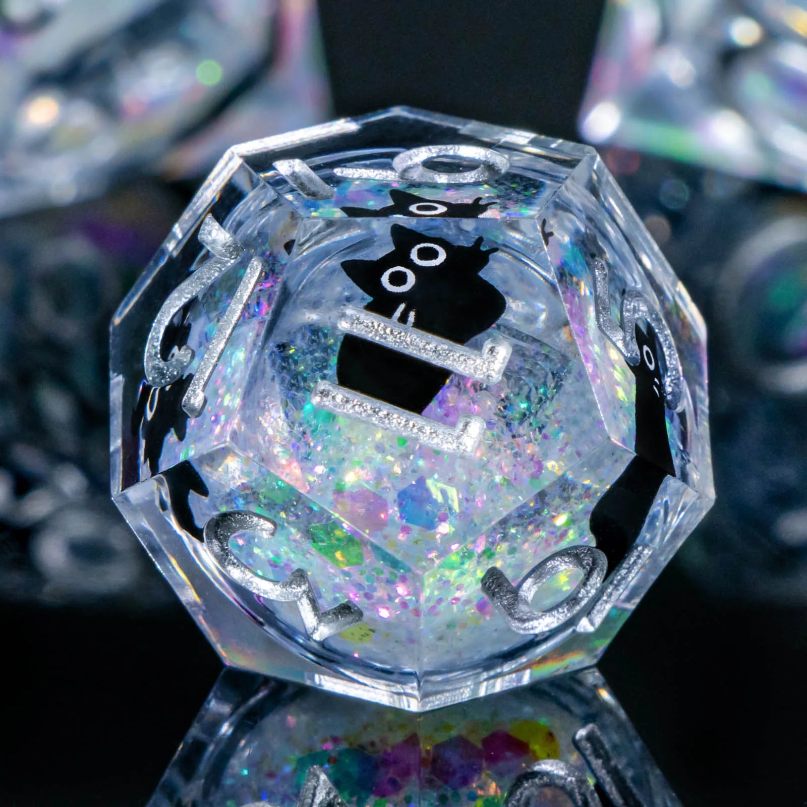 Dados de Gatos, en Resina y con brillitos por dentro